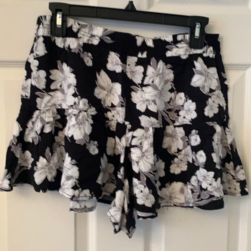 Light weight shorts nwot size L Aeropostale